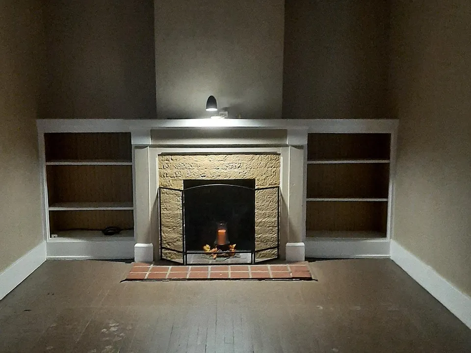 121 Western Ave