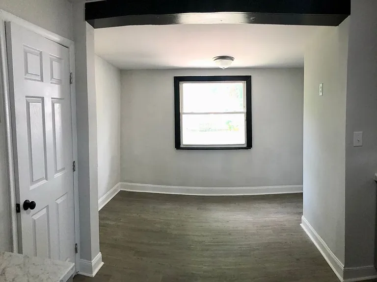 717 Wager St — Photo 8
