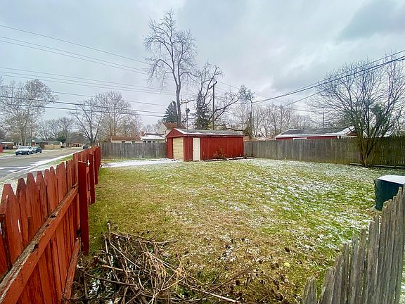 2nd image of 19506 Deering St