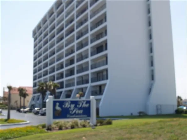 7310 Seawall Blvd APT 303, Galveston, TX 77551