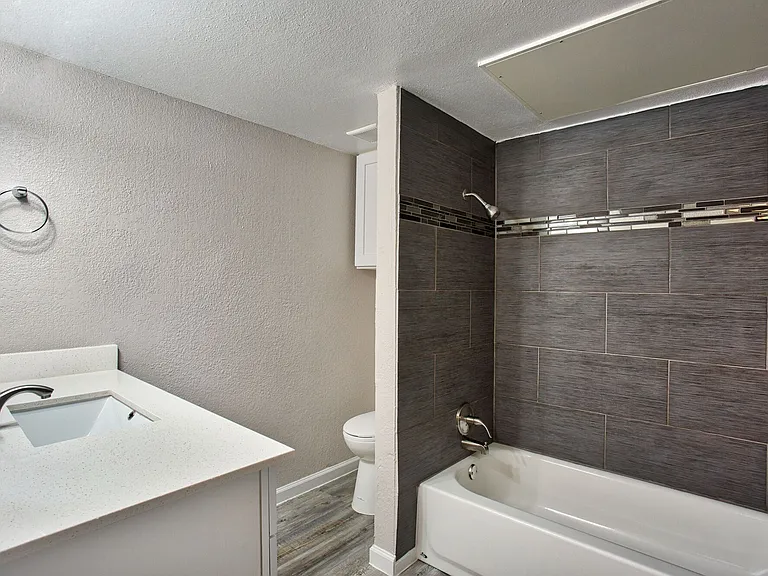 Athens Townhomes — Photo 13