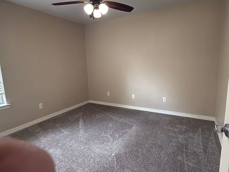 9812 Kings Pointe Dr — Photo 38