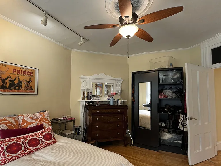 166 Elm St #2 — Photo 6