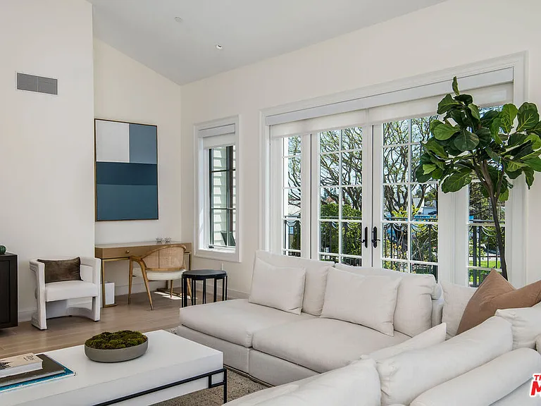 15225 Palisades Village Ln #205 — Photo 12