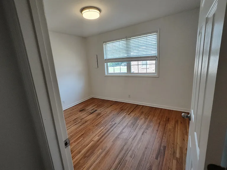 2017 Greenwood Cir #B — Photo 6