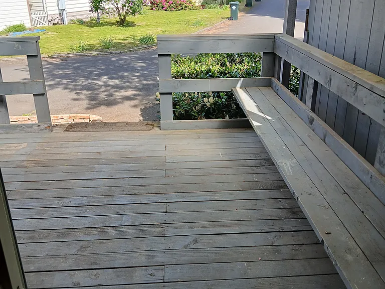 600 Loucks Way #B — Photo 3