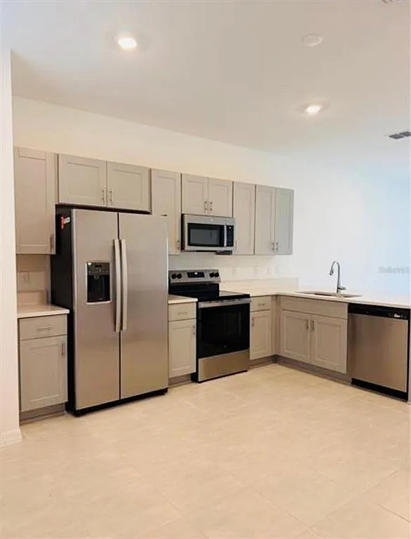 2 bed, 2.5 bath, 1187 sqft, $1,750 — Photo 4