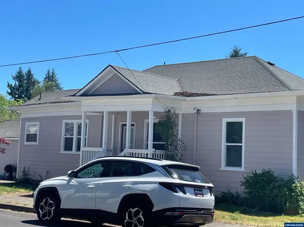 203 Woodson St, Amity, OR 97101