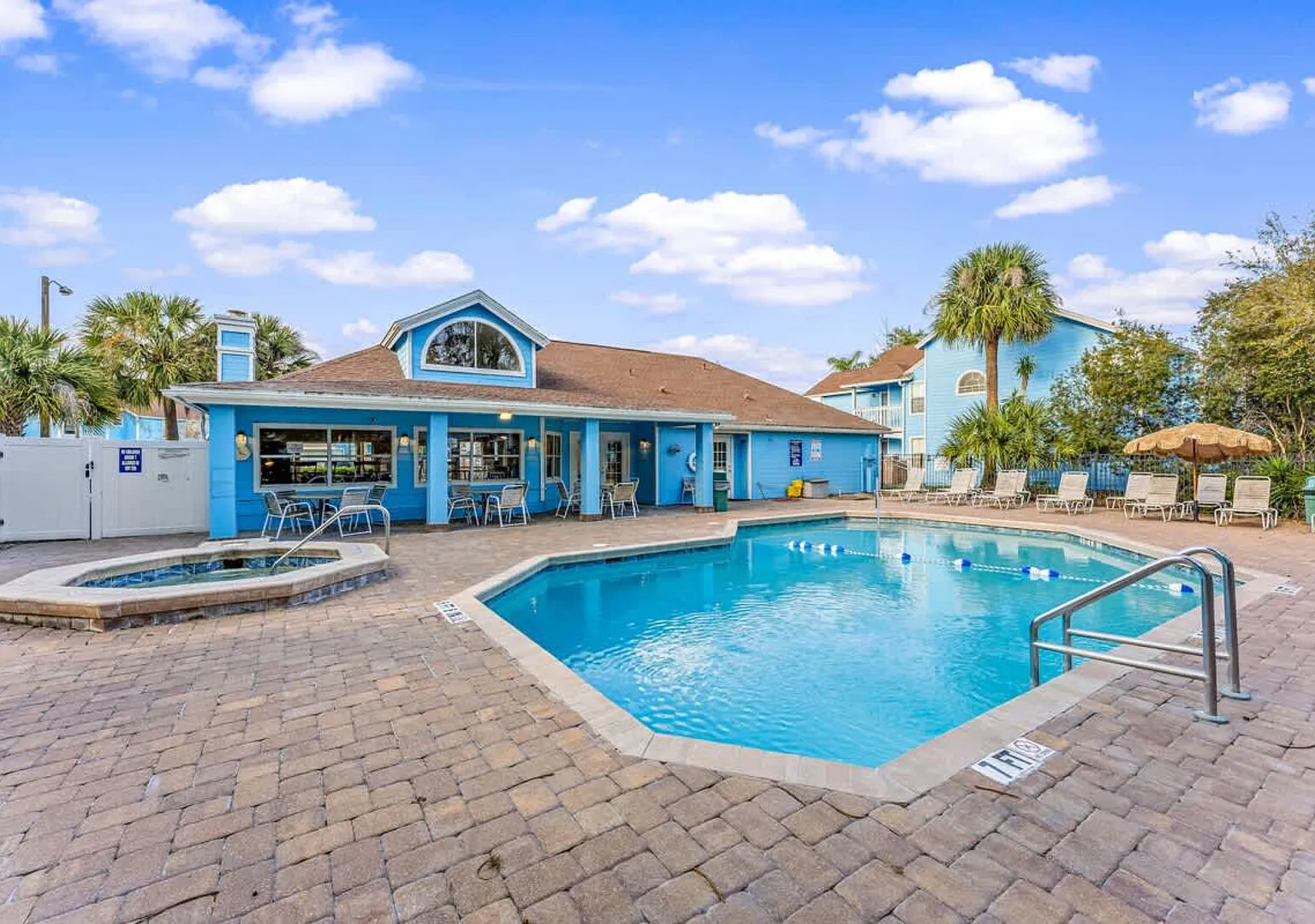 Cozy 3BR Near Disney at Villas Somerset — Photo 2
