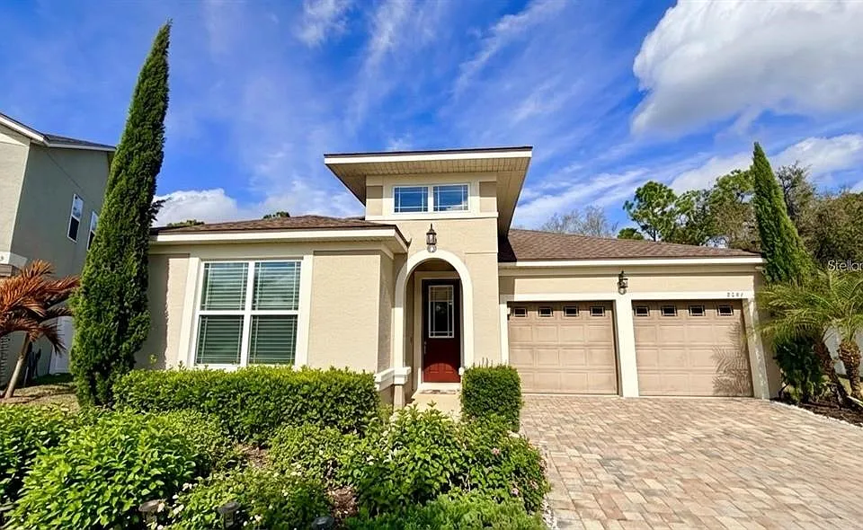 9241 Patrimonio Loop