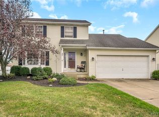 27 Doehaven Cir, Depew, NY 14043