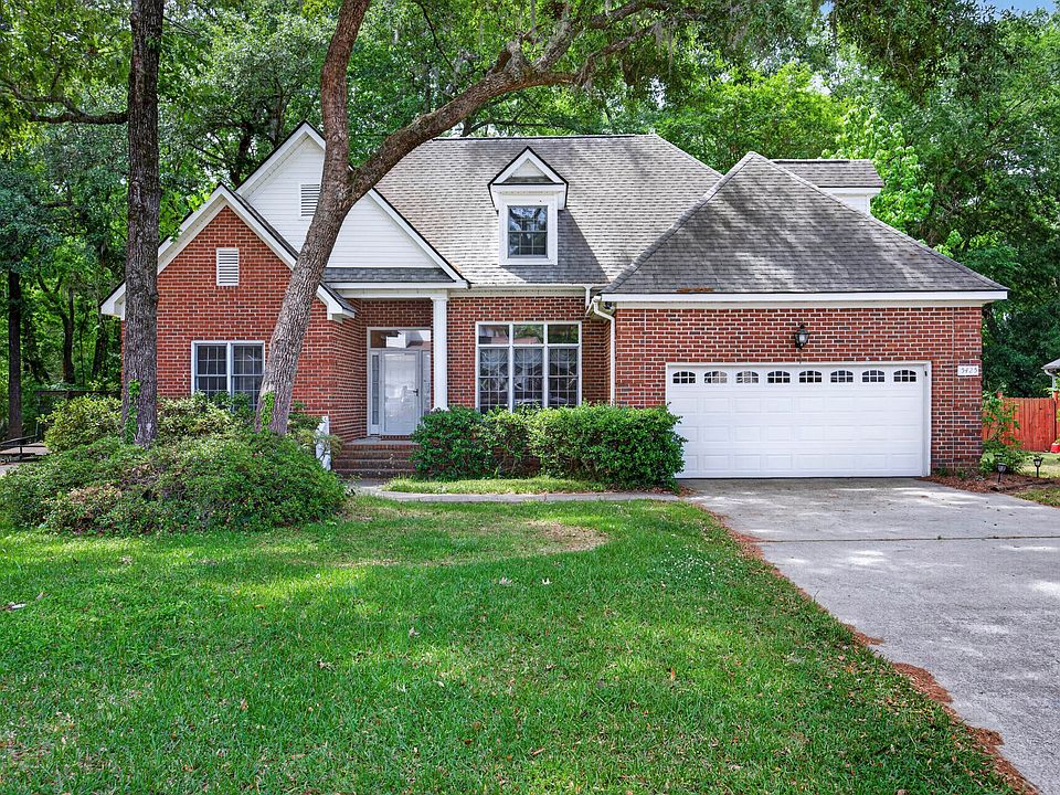1st image of 5425 Roxbury Dr