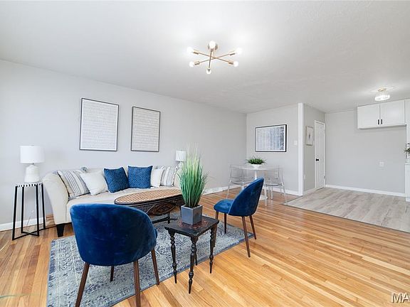 3rd image of 2206 Berwyn Dr