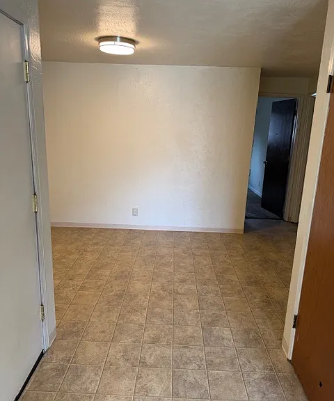 325 E 18th Ave #11 — Photo 6
