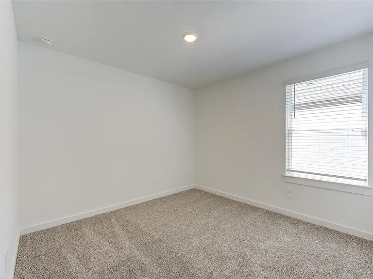 8038 Tropea Dr — Photo 17