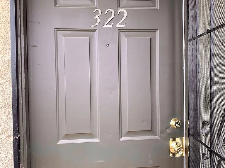 601 Cabrillo Cir #322 — Photo 3