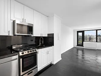 320 East 23rd Street, #16F