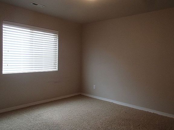 bedroom 2_03222013