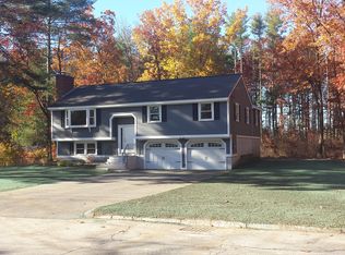 68 Pioneer Dr, Nashua, NH 03062