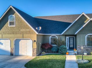 504 Virginia Ct, Zillah, WA