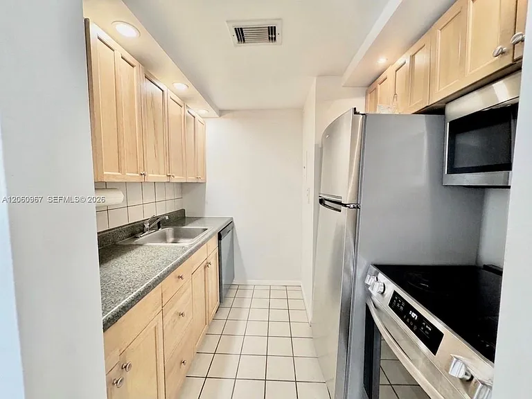 800 West Ave #632 — Photo 12