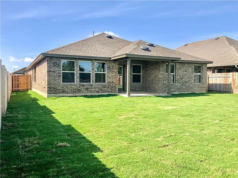 1312 Chad Dr — Photo 13