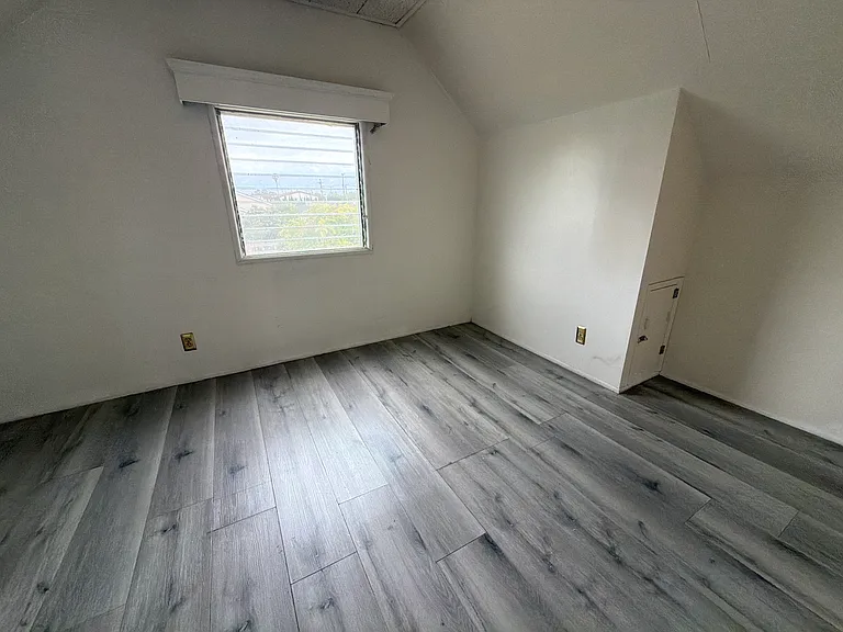 122 E Linda Vista Ave — Photo 16