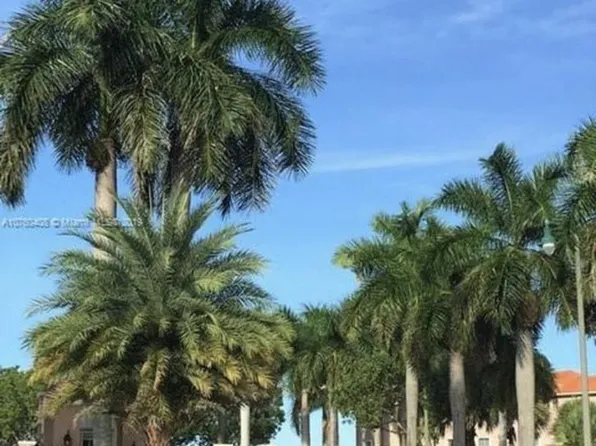 6440 NW 114th Ave Unit 438, Doral, FL 33178