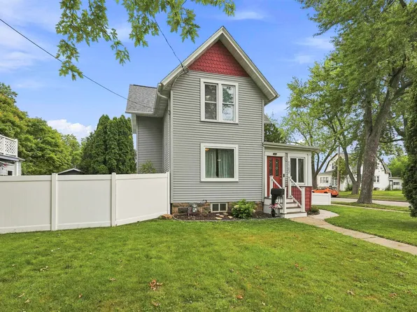 1102 W Lawrence St, Appleton, WI 54914
