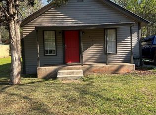 602 E 9th St, Chandler, OK 74834