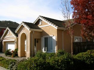 269 Edinburgh Ln, Petaluma, CA 94952