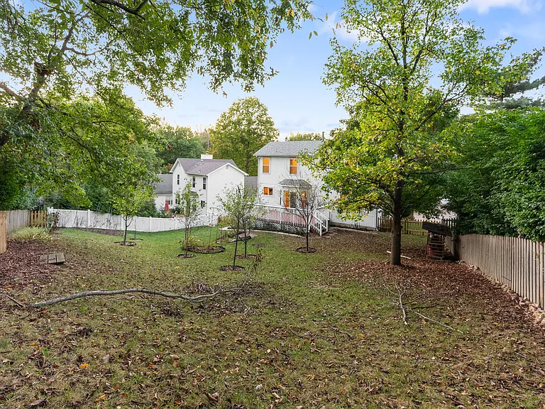 2528 Shiva Ct — Photo 42