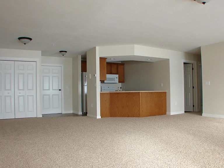 3707 S Broadway St — Photo 60