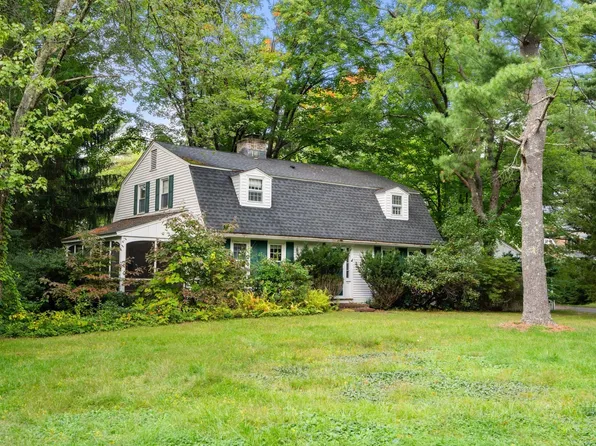 64 Plain Rd, Wayland, MA 01778