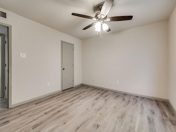 4th image of 7021 Lincolnshire Ln