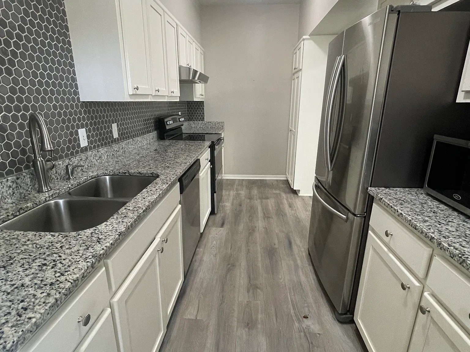 2 bed, $1,500 — Photo 4