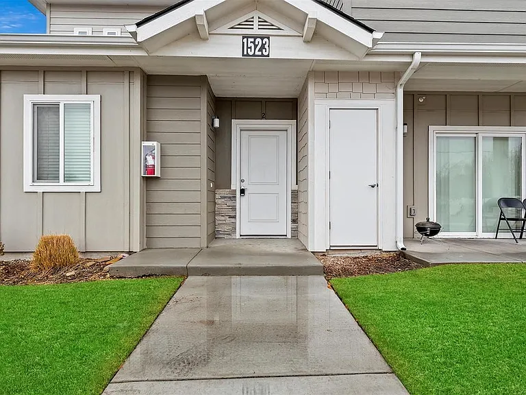 White Hawk Townhomes — Photo 103
