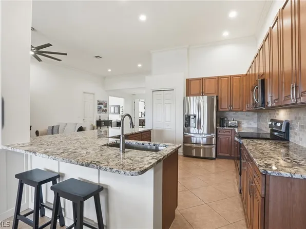 9340 Triana Ter APT 4, Fort Myers, FL 33912