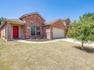 5817 Paloma Blanca Dr, Fort Worth, TX 76179