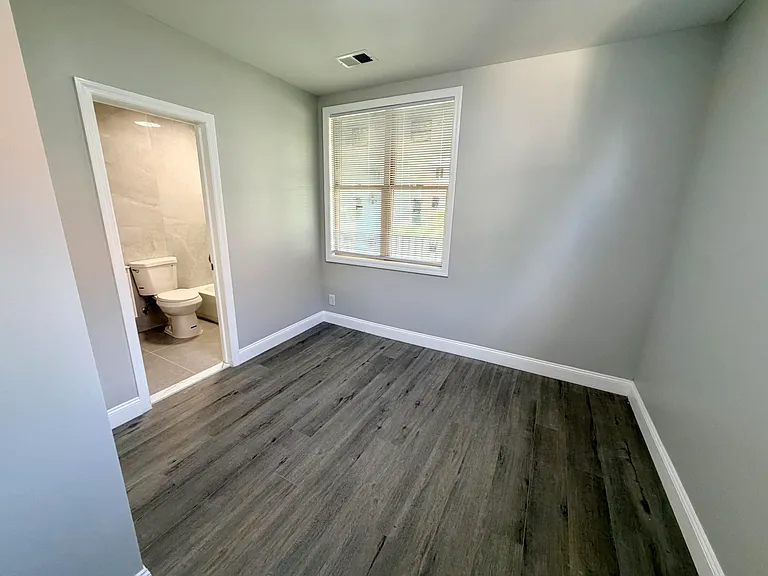 341 Grosvenor Ave #1 & 2 — Photo 19