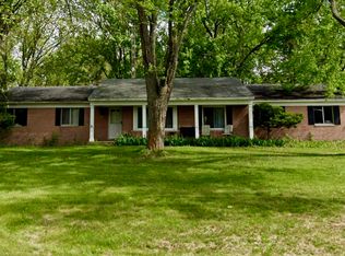 1095 S Devenish Ln, Flint, MI 48532