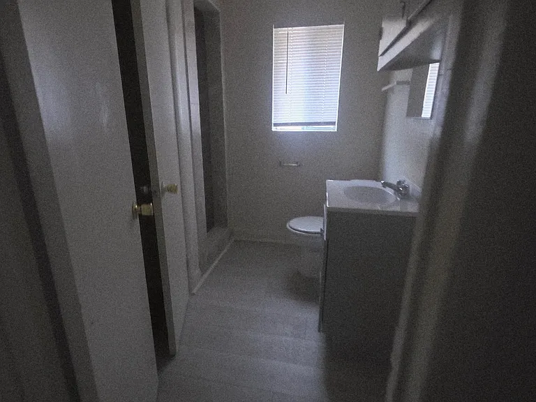 24768 4th St #4 — Photo 8