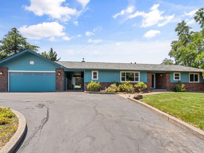 723 Pierce Rd, Medford, OR, 97504
