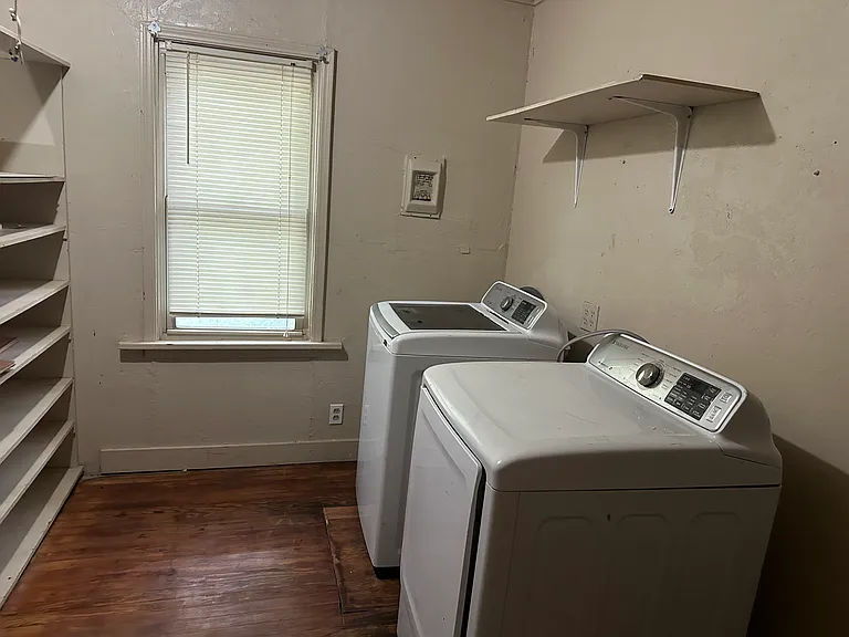9709 N Classen Blvd — Photo 7