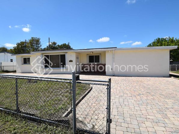 5811 SW 54th Ter