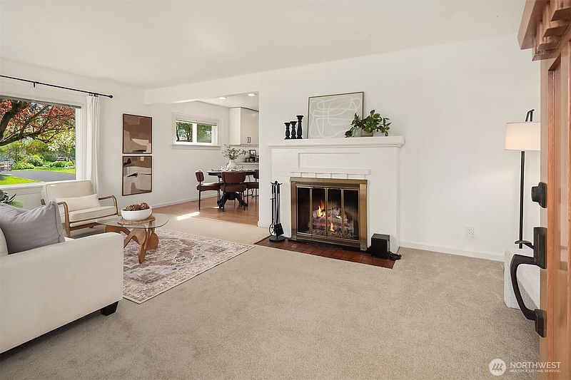 5th image of 5810 Commercial Avenue
