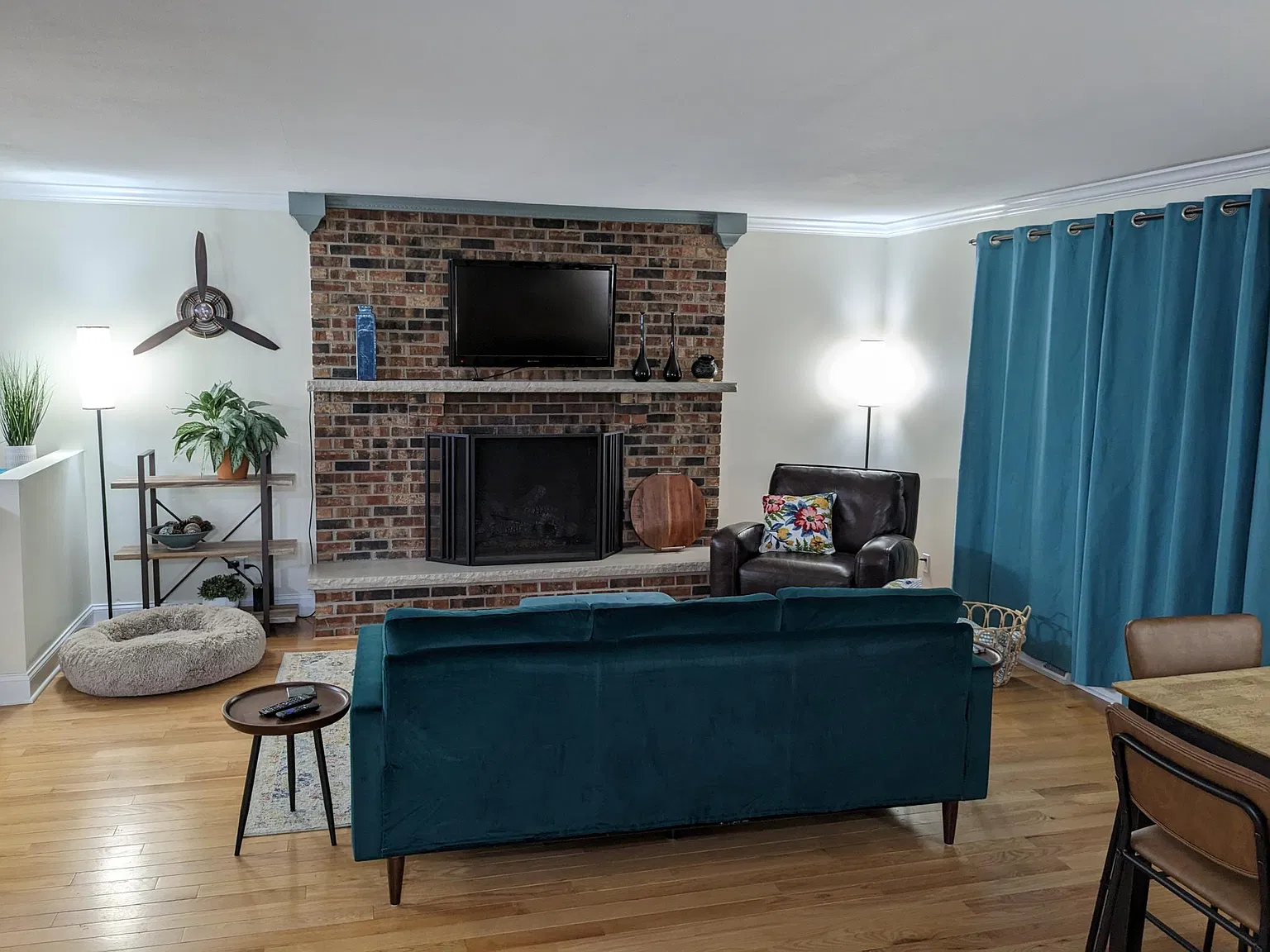 4 bed, 3122 sqft, $2,400 — Photo 4