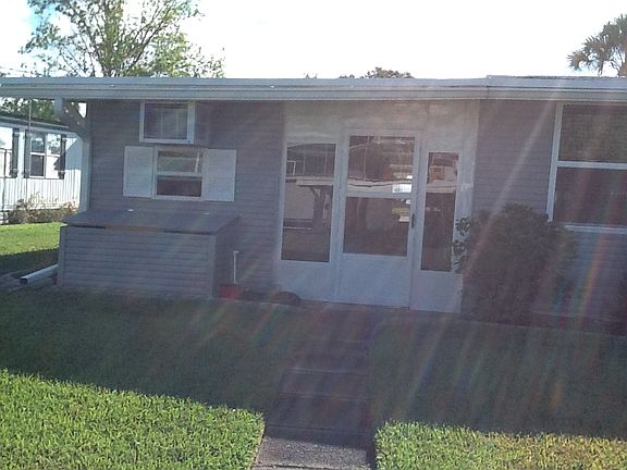 5th image of 34251 Island Dr