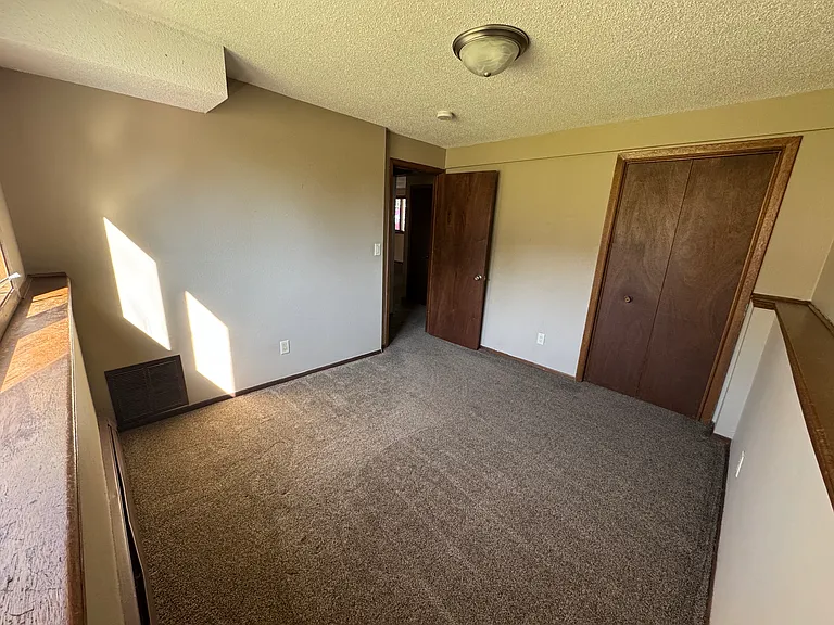 1531 5th St NE #2 — Photo 7