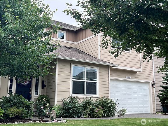 2nd image of 15507 82nd Ave E